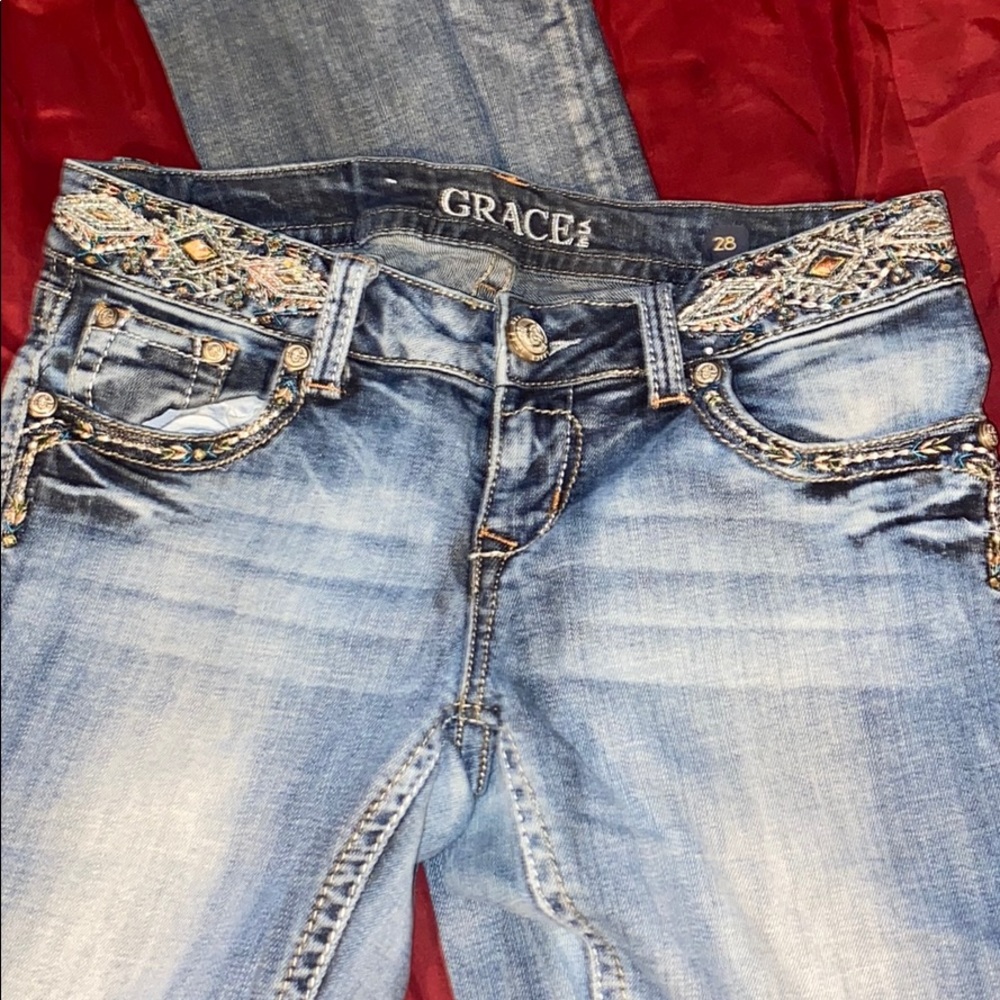 Grace in La jeans